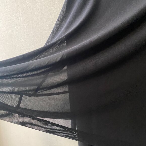 Brian Bailey Black Two Piece Sleeveless V-Neck Top With Mesh Long Sleeve Overlay - Picture 8 of 14